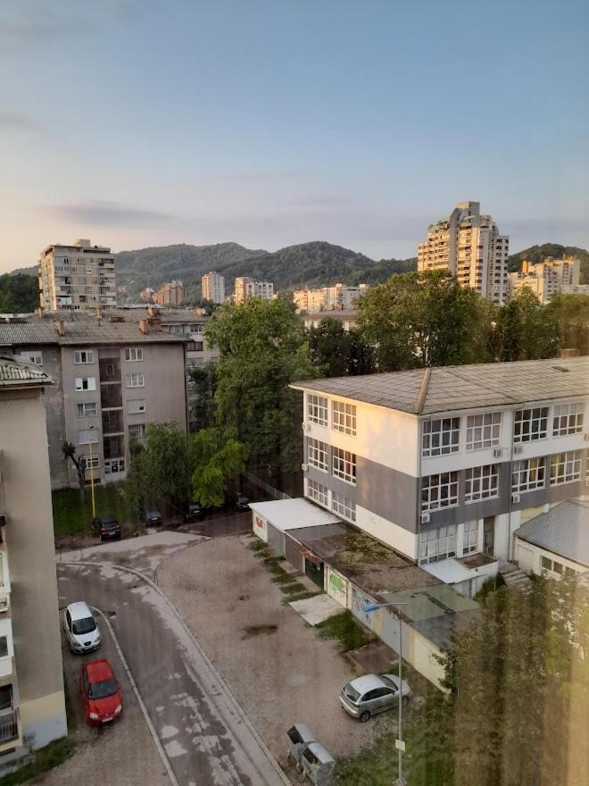 Apartman Bulevar Stupine Tuzla Exterior foto